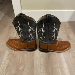 Cody James Boys’ Lightening Embroidered Western Boot Square Toe Size 6D Cody James® Boys main image 4